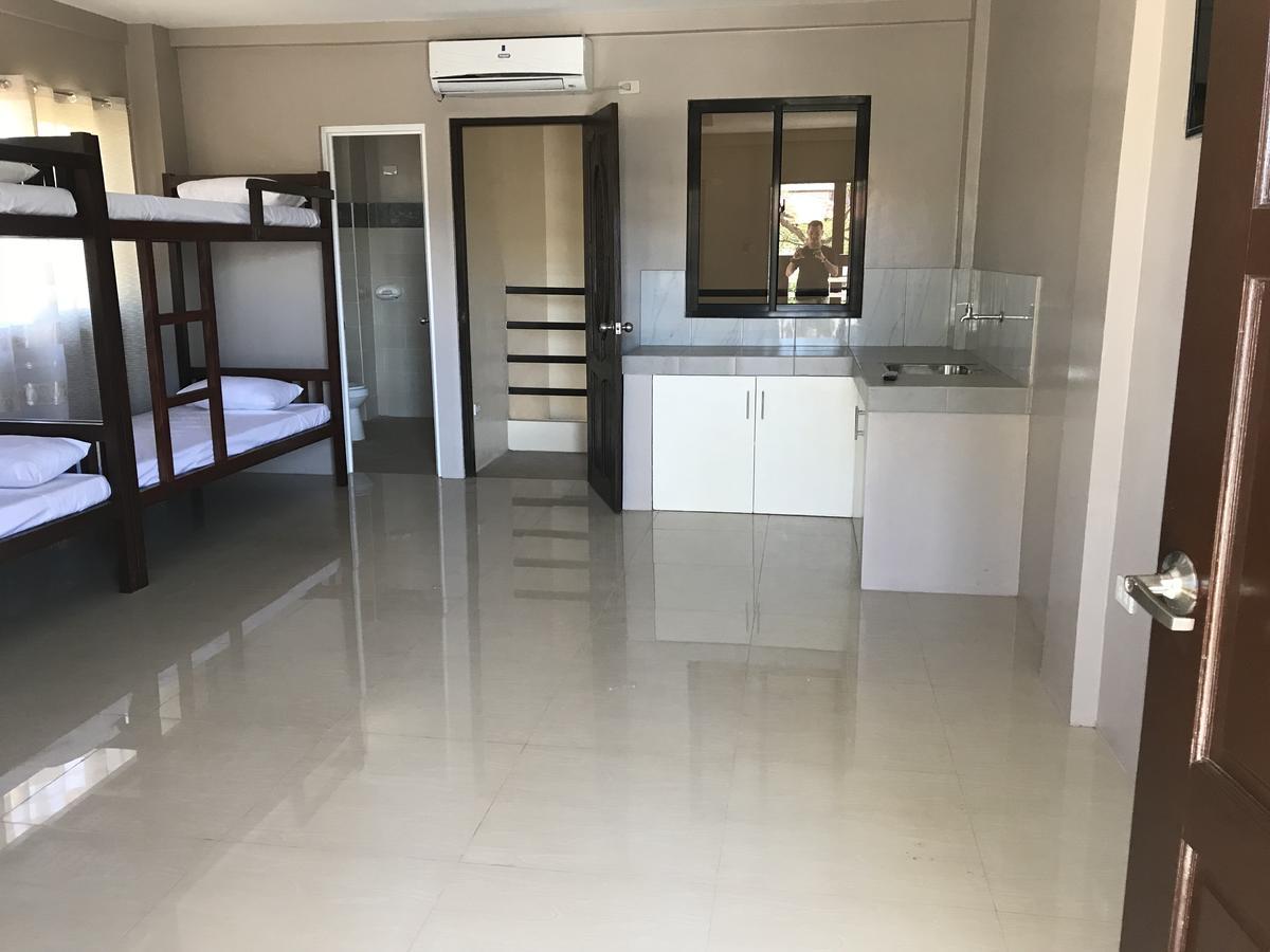 Reddoorz El Senor Jesus Apartelle Vigan Ilocos Hotel Екстериор снимка